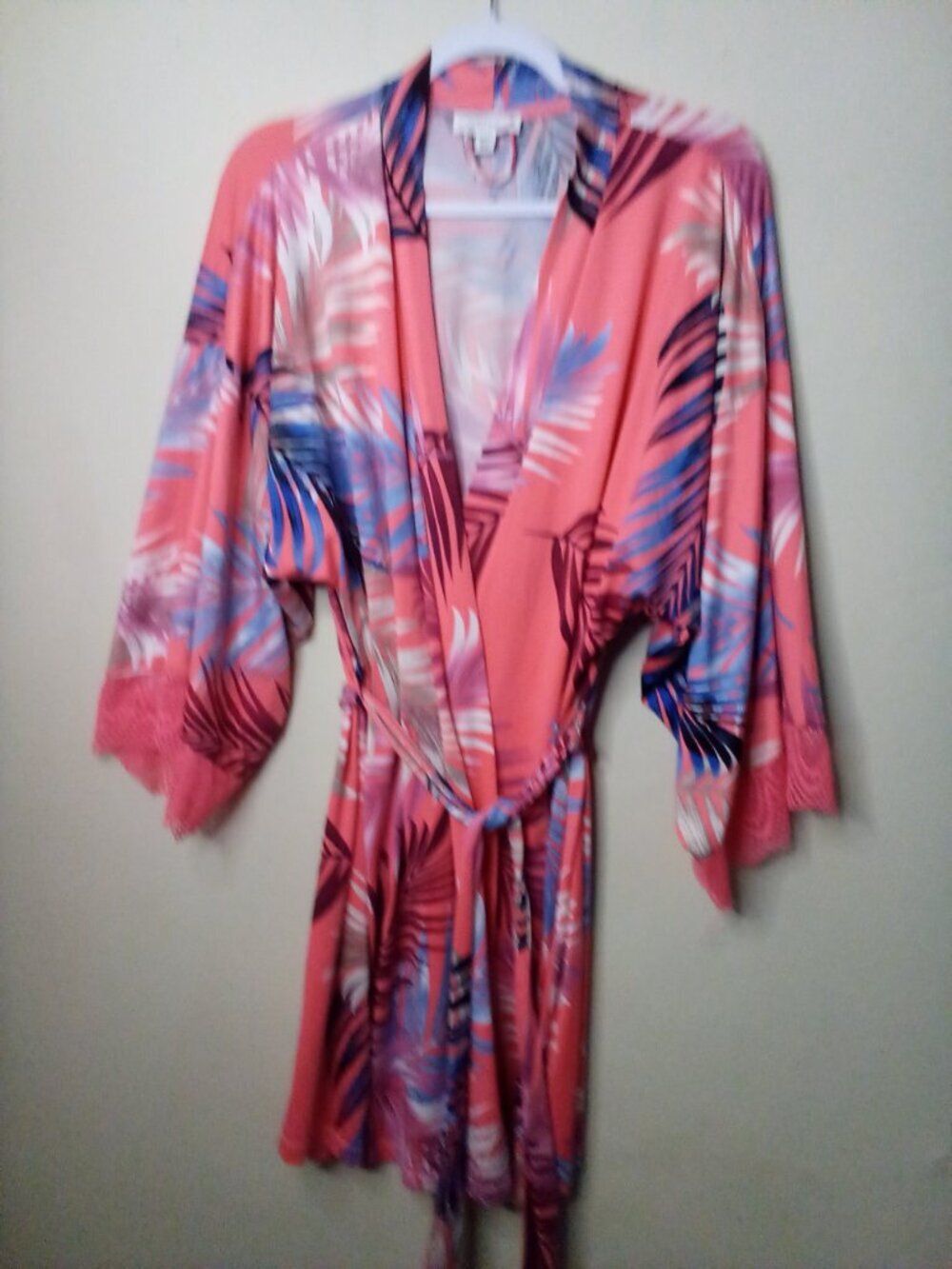 In Bloom By Jonquil Robe Women M L Tie Front Belt Short Sleeve Pattern Pink Blue - Picture 2 of 16